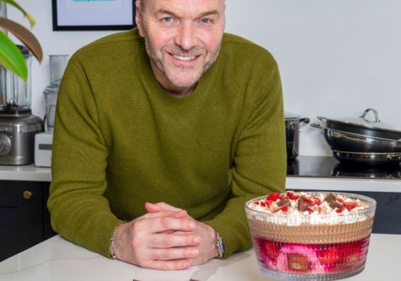 Simon Rimmer NOMO Creamy Choc & Raspberry Trifle 